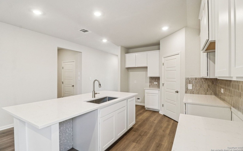 9909 Paladin Ridge, San Antonio, TX 78254, 3 Bedrooms Bedrooms, ,2 BathroomsBathrooms,Residential,For Sale,9909 Paladin Ridge,0,1914100