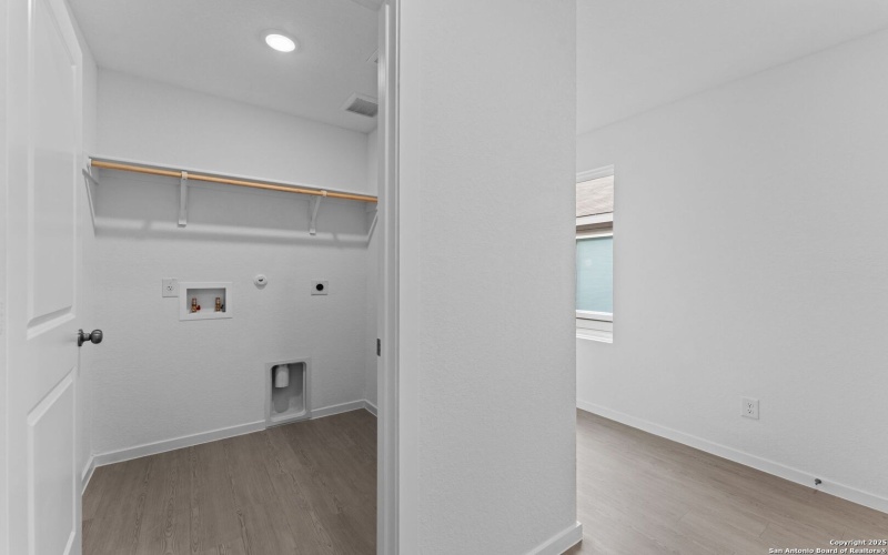 7330 Brownleaf dr, San Antonio, TX 78227, 4 Bedrooms Bedrooms, ,2 BathroomsBathrooms,Residential,For Sale,7330 Brownleaf dr,0,1914508