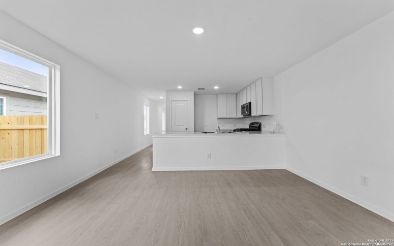 7330 Brownleaf dr, San Antonio, TX 78227, 4 Bedrooms Bedrooms, ,2 BathroomsBathrooms,Residential,For Sale,7330 Brownleaf dr,0,1914508