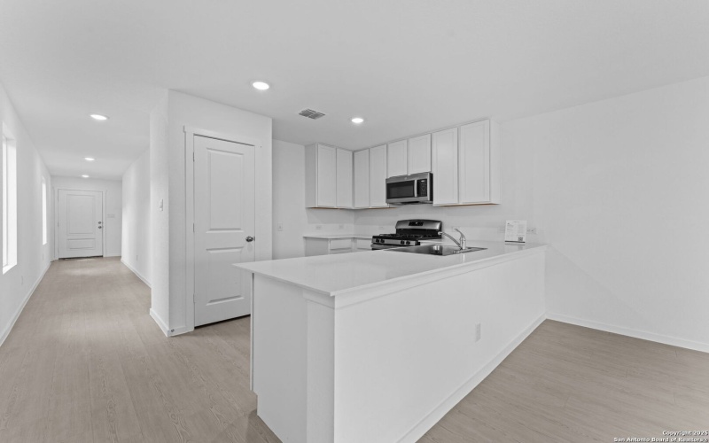 7330 Brownleaf dr, San Antonio, TX 78227, 4 Bedrooms Bedrooms, ,2 BathroomsBathrooms,Residential,For Sale,7330 Brownleaf dr,0,1914508