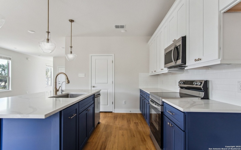 8907 SUMMERWOOD BEND, San Antonio, TX 78254, 4 Habitaciones Habitaciones , ,2 BañosBaños,Residential,En Venta,8907 SUMMERWOOD BEND,0,1914953