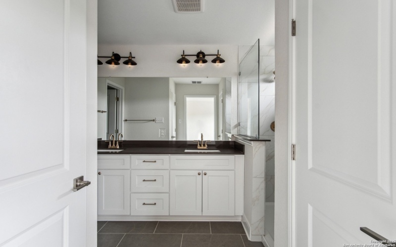 8907 SUMMERWOOD BEND, San Antonio, TX 78254, 4 Habitaciones Habitaciones , ,2 BañosBaños,Residential,En Venta,8907 SUMMERWOOD BEND,0,1914953