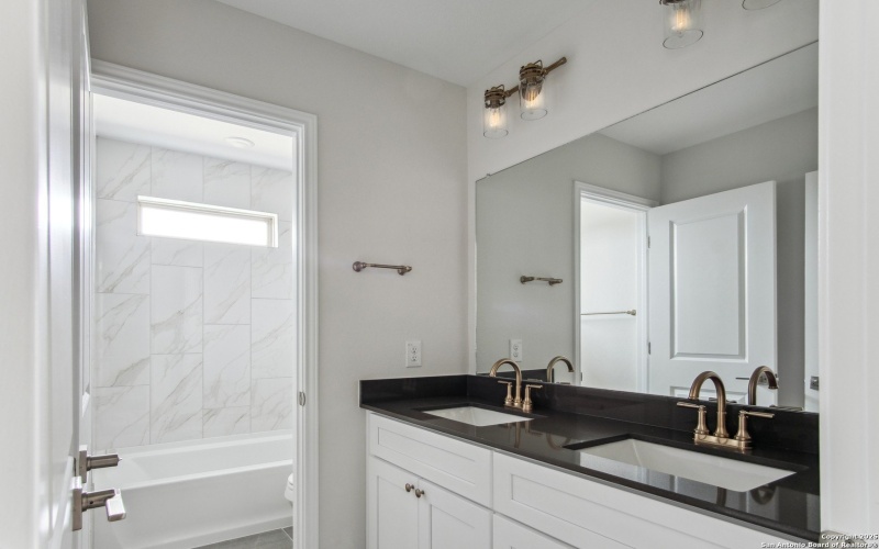 8907 SUMMERWOOD BEND, San Antonio, TX 78254, 4 Habitaciones Habitaciones , ,2 BañosBaños,Residential,En Venta,8907 SUMMERWOOD BEND,0,1914953