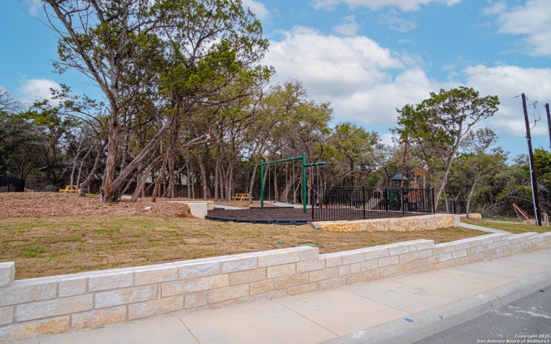 8907 SUMMERWOOD BEND, San Antonio, TX 78254, 4 Habitaciones Habitaciones , ,2 BañosBaños,Residential,En Venta,8907 SUMMERWOOD BEND,0,1914953