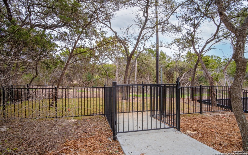 8907 SUMMERWOOD BEND, San Antonio, TX 78254, 4 Habitaciones Habitaciones , ,2 BañosBaños,Residential,En Venta,8907 SUMMERWOOD BEND,0,1914953