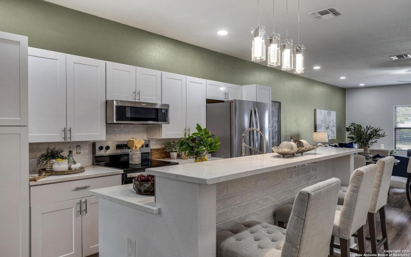 330 Walton Ave, San Antonio, TX 78225, 4 Habitaciones Habitaciones , ,2 BañosBaños,Residential,En Venta,330 Walton Ave,0,1916283