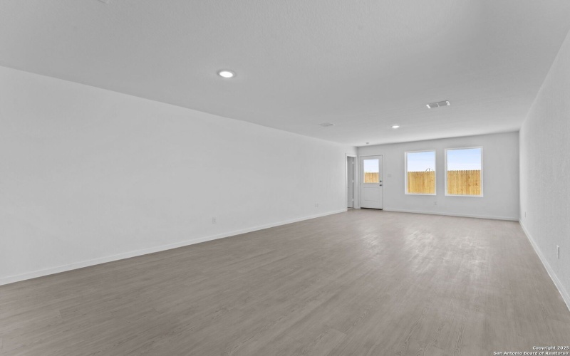 2067 Powell Pl, Converse, TX 78109, 4 Habitaciones Habitaciones , ,2 BañosBaños,Residential,En Venta,2067 Powell Pl,0,1926473