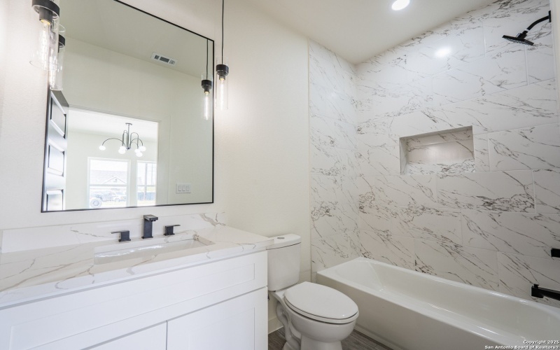 122 Ranchero Way, Natalia, TX 78059, 3 Habitaciones Habitaciones , ,2 BañosBaños,Residential,En Venta,122 Ranchero Way,0,1926642