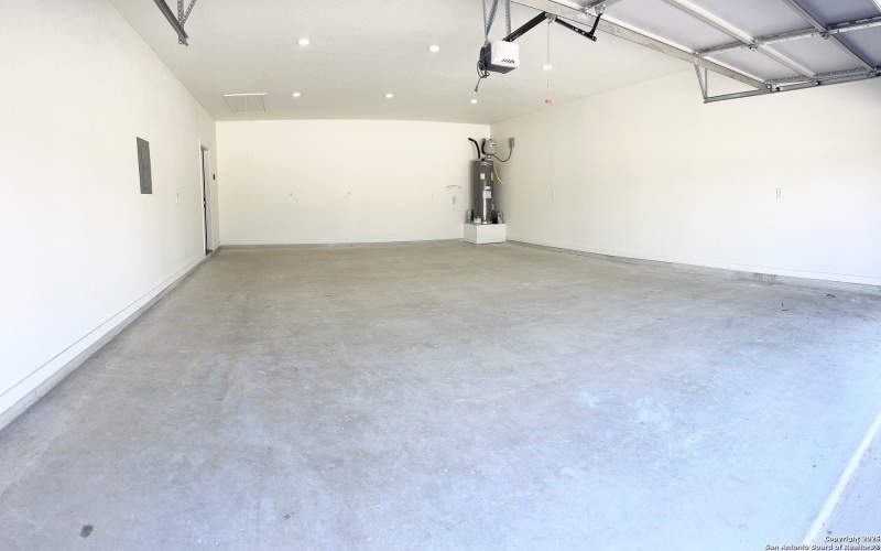 122 Ranchero Way, Natalia, TX 78059, 3 Habitaciones Habitaciones , ,2 BañosBaños,Residential,En Venta,122 Ranchero Way,0,1926642