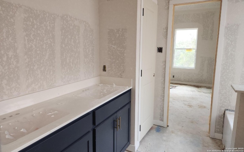 1439 Lockett Falls, San Antonio, TX 78245, 4 Bedrooms Bedrooms, ,3 BathroomsBathrooms,Residential,For Sale,1439 Lockett Falls,0,1926676