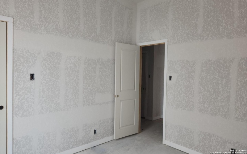 1439 Lockett Falls, San Antonio, TX 78245, 4 Bedrooms Bedrooms, ,3 BathroomsBathrooms,Residential,For Sale,1439 Lockett Falls,0,1926676