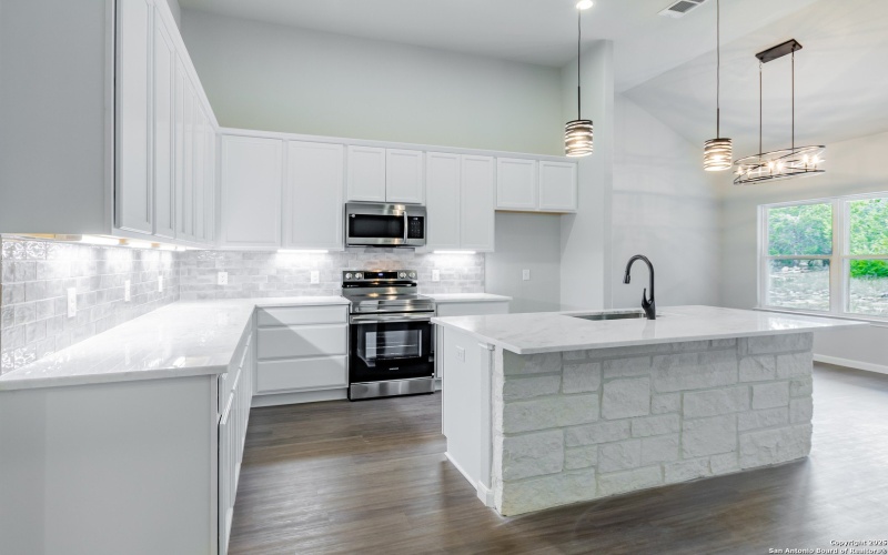 1841 Cottonwood, Fischer, TX 78623, 4 Habitaciones Habitaciones , ,2 BañosBaños,Residential,En Venta,1841 Cottonwood,0,1926688