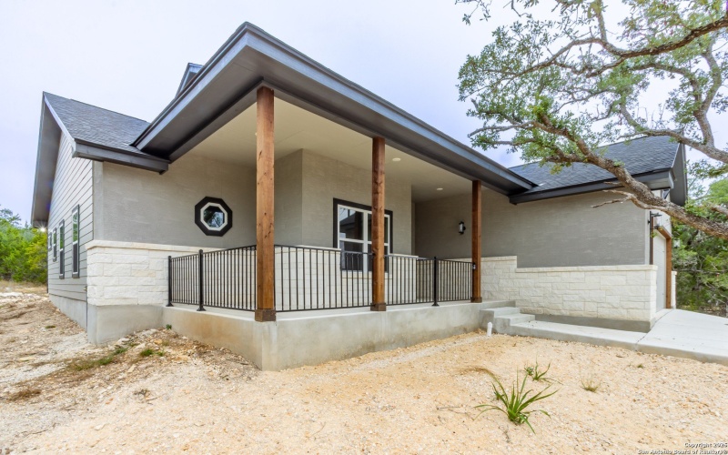 1841 Cottonwood, Fischer, TX 78623, 4 Habitaciones Habitaciones , ,2 BañosBaños,Residential,En Venta,1841 Cottonwood,0,1926688