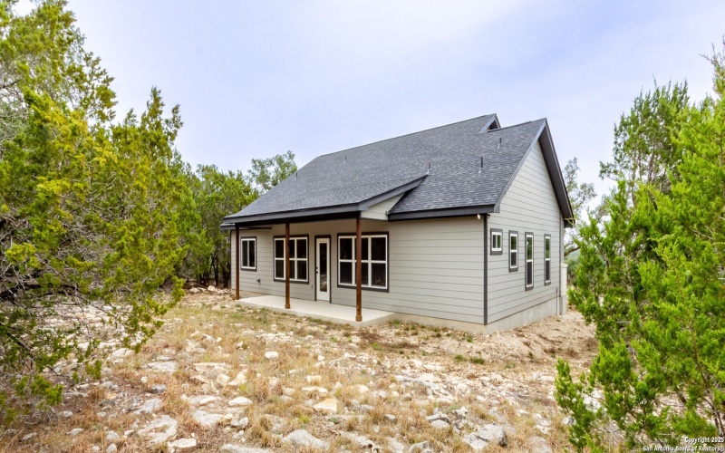 1841 Cottonwood, Fischer, TX 78623, 4 Habitaciones Habitaciones , ,2 BañosBaños,Residential,En Venta,1841 Cottonwood,0,1926688