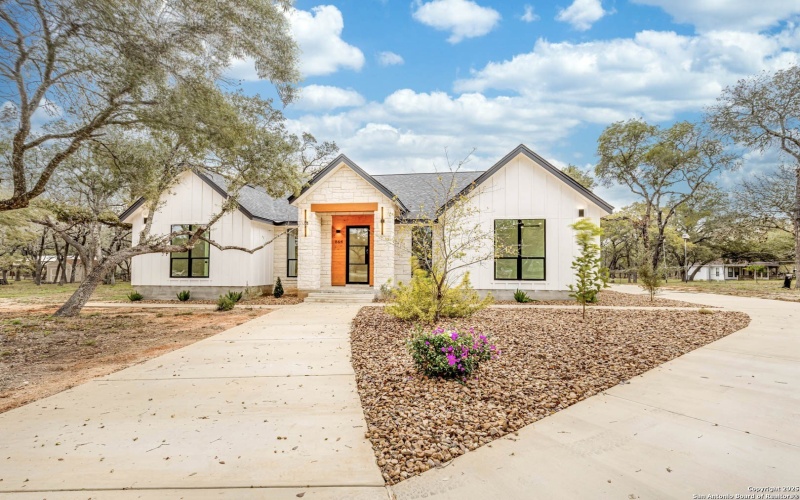 864 Paddy Rd, Floresville, TX 78114, 4 Bedrooms Bedrooms, ,2 BathroomsBathrooms,Residential,For Sale,864 Paddy Rd,0,1926707