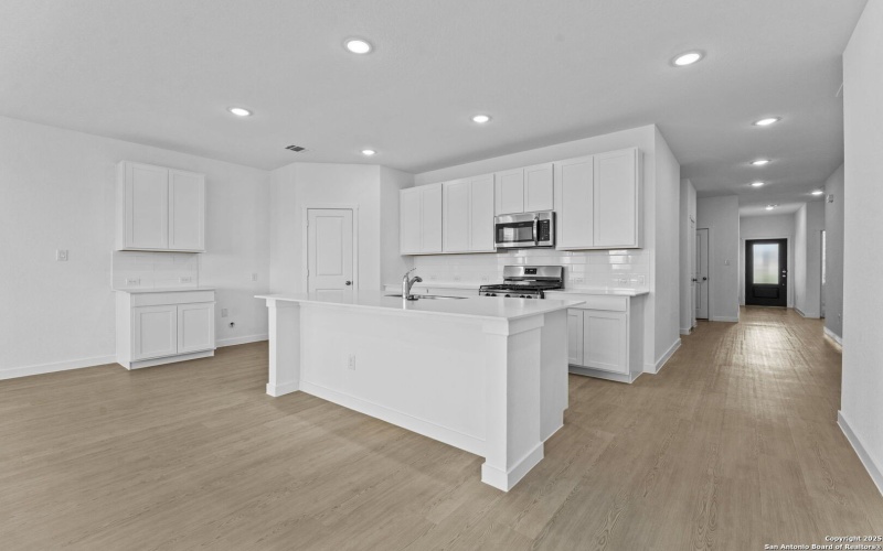 748 Horsetail Ln, New Braunfels, TX 78132, 4 Bedrooms Bedrooms, ,3 BathroomsBathrooms,Residential,For Sale,748 Horsetail Ln,0,1919739