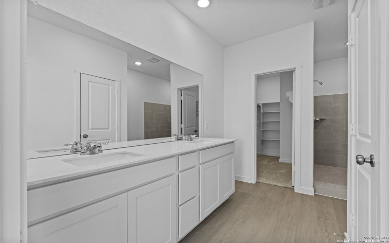 748 Horsetail Ln, New Braunfels, TX 78132, 4 Bedrooms Bedrooms, ,3 BathroomsBathrooms,Residential,For Sale,748 Horsetail Ln,0,1919739