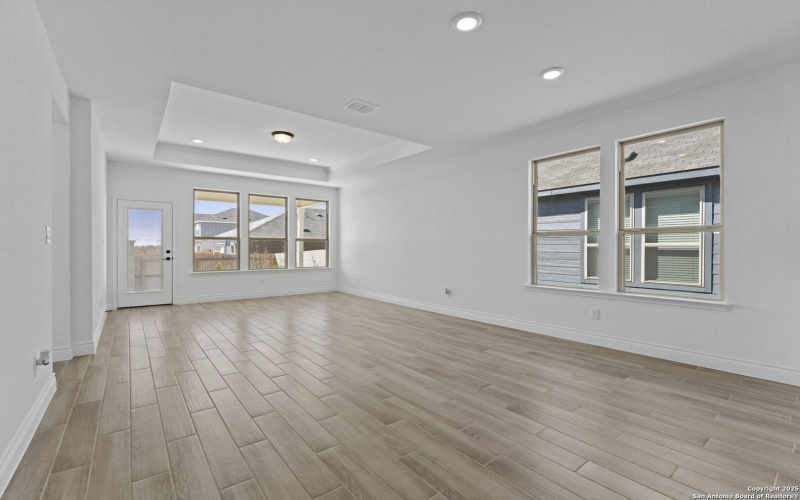 4014 Paddock Trl, Seguin, TX 78155, 3 Habitaciones Habitaciones , ,2 BañosBaños,Residential,En Venta,4014 Paddock Trl,0,1923750