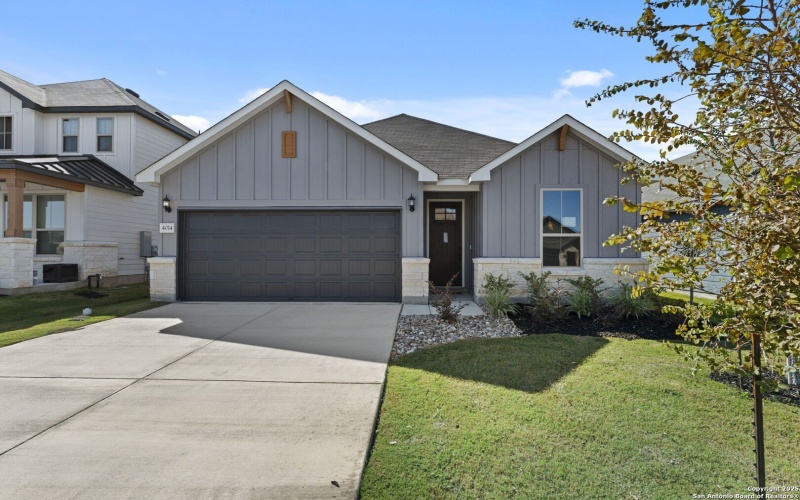 4014 Paddock Trl, Seguin, TX 78155, 3 Habitaciones Habitaciones , ,2 BañosBaños,Residential,En Venta,4014 Paddock Trl,0,1923750