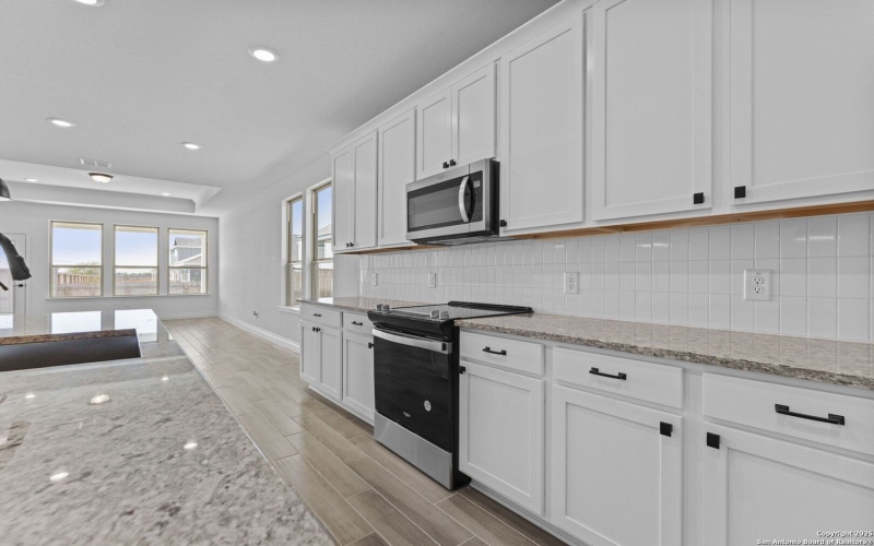 4014 Paddock Trl, Seguin, TX 78155, 3 Habitaciones Habitaciones , ,2 BañosBaños,Residential,En Venta,4014 Paddock Trl,0,1923750