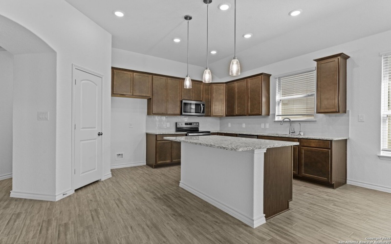 4040 Paddock Trl, Seguin, TX 78155, 3 Habitaciones Habitaciones , ,2 BañosBaños,Residential,En Venta,4040 Paddock Trl,0,1923827