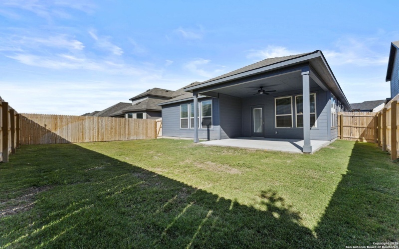 4040 Paddock Trl, Seguin, TX 78155, 3 Habitaciones Habitaciones , ,2 BañosBaños,Residential,En Venta,4040 Paddock Trl,0,1923827