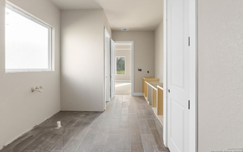 731 County Road 356, Adkins, TX 78101, 3 Bedrooms Bedrooms, ,3 BathroomsBathrooms,Residential,For Sale,731 County Road 356,0,1926029