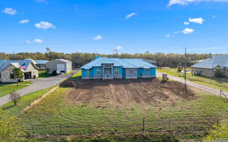 731 County Road 356, Adkins, TX 78101, 3 Bedrooms Bedrooms, ,3 BathroomsBathrooms,Residential,For Sale,731 County Road 356,0,1926029