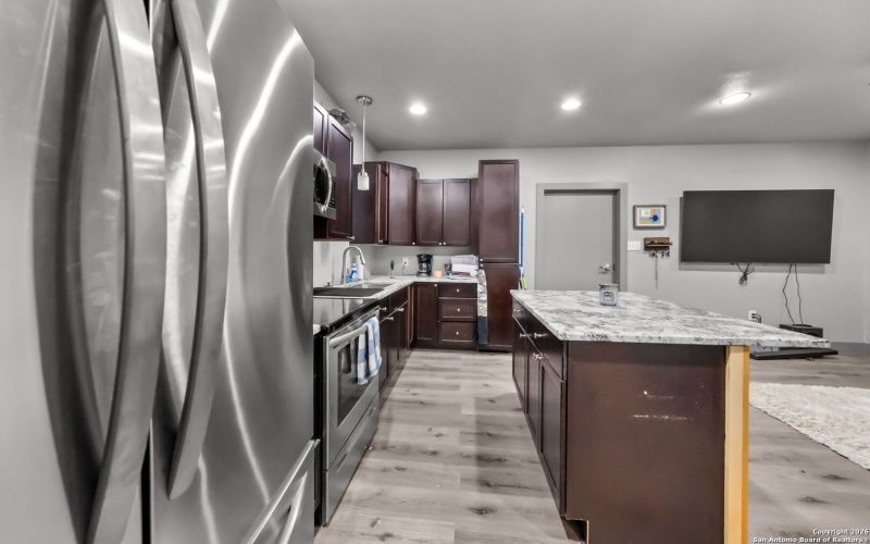 731 County Road 356, Adkins, TX 78101, 3 Habitaciones Habitaciones , ,3 BañosBaños,Residential,En Venta,731 County Road 356,0,1926029