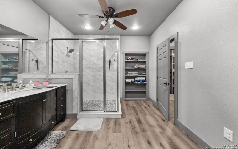 731 County Road 356, Adkins, TX 78101, 3 Habitaciones Habitaciones , ,3 BañosBaños,Residential,En Venta,731 County Road 356,0,1926029