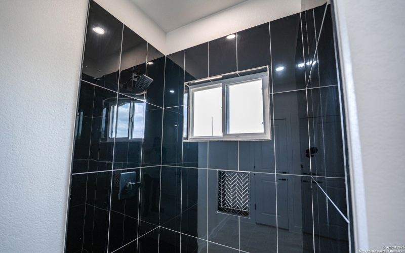 16720 Llano Estacado, Atascosa, TX 78002, 4 Habitaciones Habitaciones , ,2 BañosBaños,Residential,En Venta,16720 Llano Estacado,0,1926119