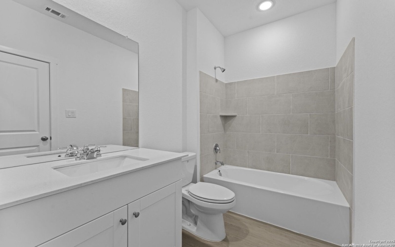 14978 Taradeau, San Antonio, TX 78254, 4 Bedrooms Bedrooms, ,3 BathroomsBathrooms,Residential,For Sale,14978 Taradeau,0,1926481