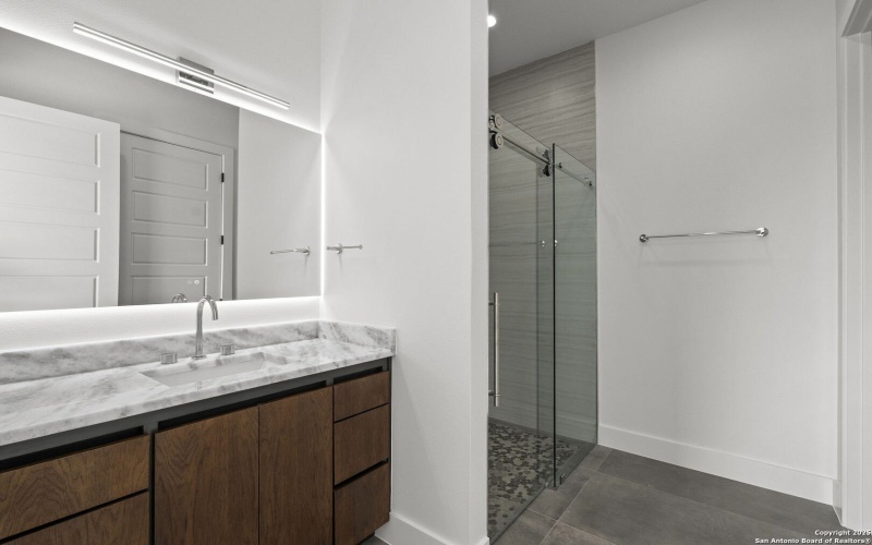 11019 Porter Springs, San Antonio, TX 78255, 4 Bedrooms Bedrooms, ,5 BathroomsBathrooms,Residential,For Sale,11019 Porter Springs,0,1918721