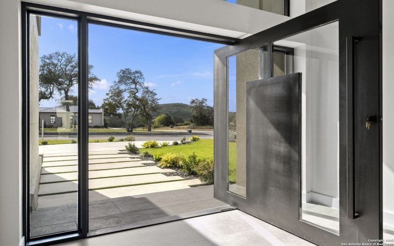 11019 Porter Springs, San Antonio, TX 78255, 4 Bedrooms Bedrooms, ,5 BathroomsBathrooms,Residential,For Sale,11019 Porter Springs,0,1918721