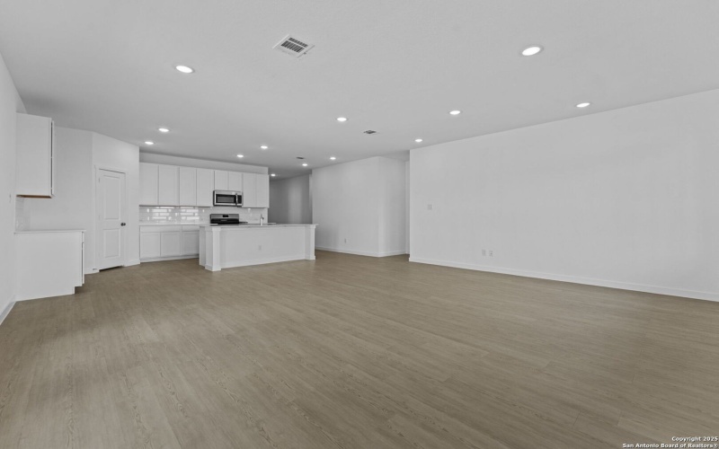 736 Horsetail Ln, New Braunfels, TX 78132, 4 Bedrooms Bedrooms, ,3 BathroomsBathrooms,Residential,For Sale,736 Horsetail Ln,0,1919701