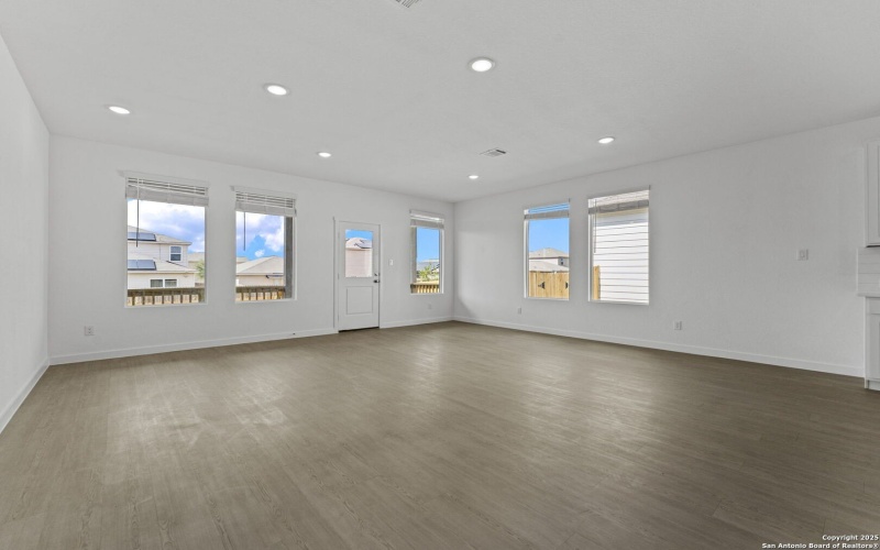 736 Horsetail Ln, New Braunfels, TX 78132, 4 Bedrooms Bedrooms, ,3 BathroomsBathrooms,Residential,For Sale,736 Horsetail Ln,0,1919701