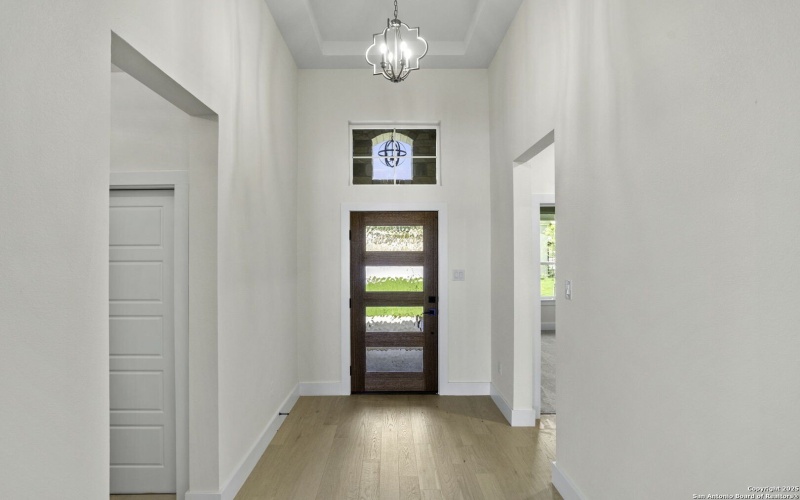 1901 N Chateau Lane, Kerrville, TX 78028, 2 Bedrooms Bedrooms, ,2 BathroomsBathrooms,Residential,For Sale,1901 N Chateau Lane,0,1921498