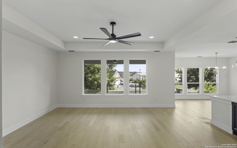 1901 N Chateau Lane, Kerrville, TX 78028, 2 Bedrooms Bedrooms, ,2 BathroomsBathrooms,Residential,For Sale,1901 N Chateau Lane,0,1921498