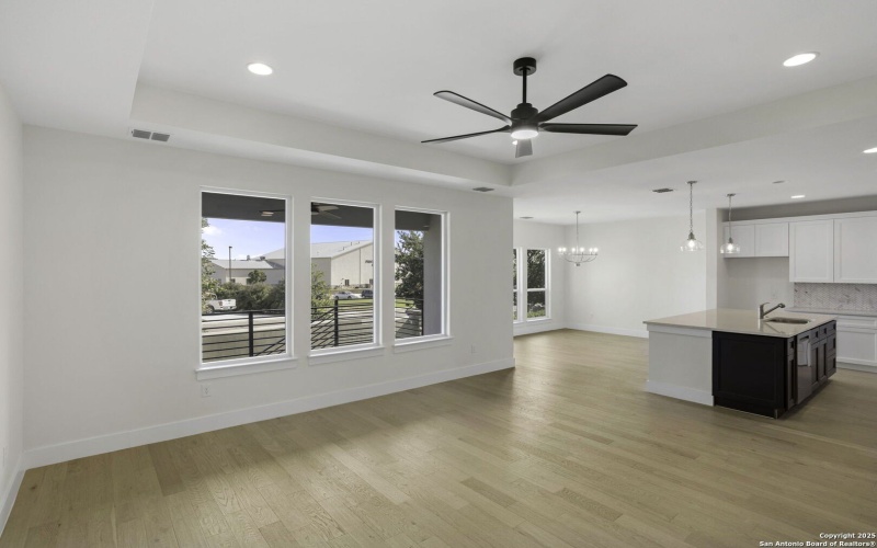 1901 N Chateau Lane, Kerrville, TX 78028, 2 Bedrooms Bedrooms, ,2 BathroomsBathrooms,Residential,For Sale,1901 N Chateau Lane,0,1921498