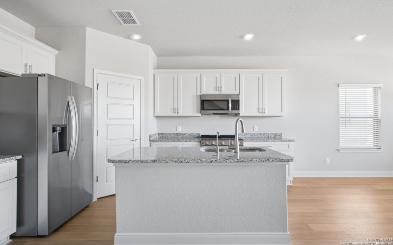 7137 Magnolia Creek, San Antonio, TX 78252, ,Residential Multi Family,For Sale,7137 Magnolia Creek,0,1921718