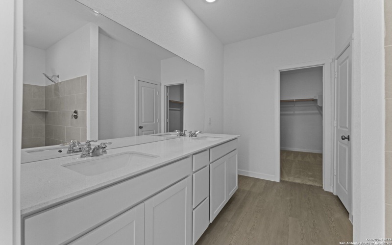 740 Horsetail Ln, New Braunfels, TX 78130, 4 Habitaciones Habitaciones , ,3 BañosBaños,Residential,En Venta,740 Horsetail Ln,0,1922745