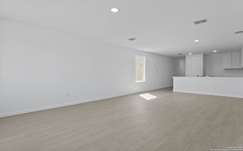 2218 Collins Aly, Converse, TX 78109, 3 Habitaciones Habitaciones , ,2 BañosBaños,Residential,En Venta,2218 Collins Aly,0,1922827