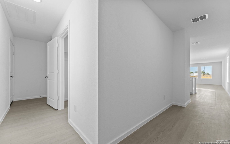 2218 Collins Aly, Converse, TX 78109, 3 Habitaciones Habitaciones , ,2 BañosBaños,Residential,En Venta,2218 Collins Aly,0,1922827