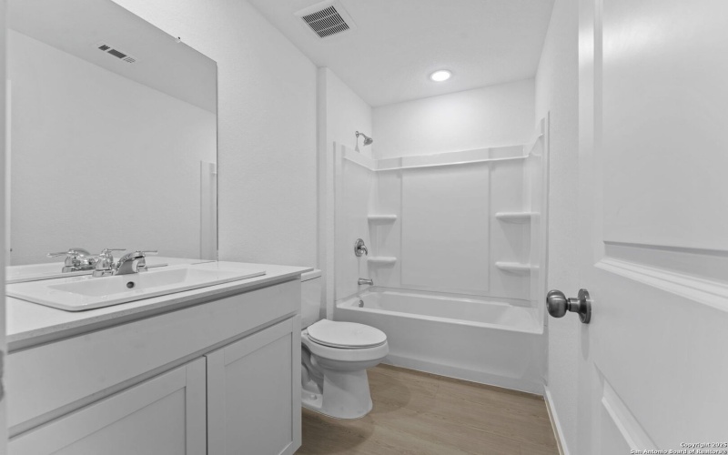 2218 Collins Aly, Converse, TX 78109, 3 Habitaciones Habitaciones , ,2 BañosBaños,Residential,En Venta,2218 Collins Aly,0,1922827