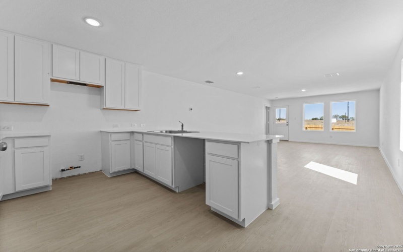 2218 Collins Aly, Converse, TX 78109, 3 Habitaciones Habitaciones , ,2 BañosBaños,Residential,En Venta,2218 Collins Aly,0,1922827