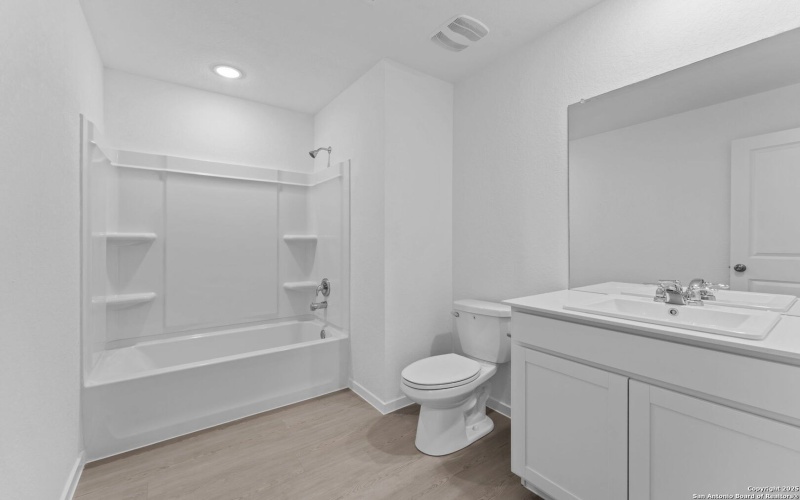 3789 Swift Fox Rd, New Braunfels, TX 78130, 4 Habitaciones Habitaciones , ,2 BañosBaños,Residential,En Venta,3789 Swift Fox Rd,0,1926185