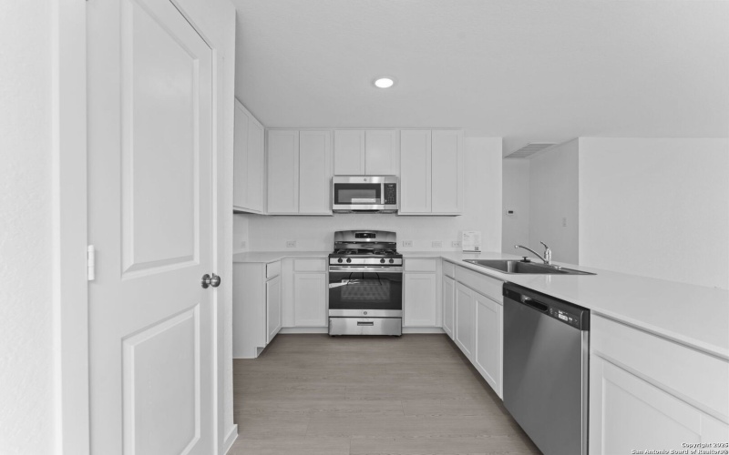 3789 Swift Fox Rd, New Braunfels, TX 78130, 4 Habitaciones Habitaciones , ,2 BañosBaños,Residential,En Venta,3789 Swift Fox Rd,0,1926185