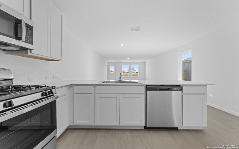 2210 Collins Aly, Converse, TX 78109, 4 Bedrooms Bedrooms, ,2 BathroomsBathrooms,Residential,For Sale,2210 Collins Aly,0,1926448