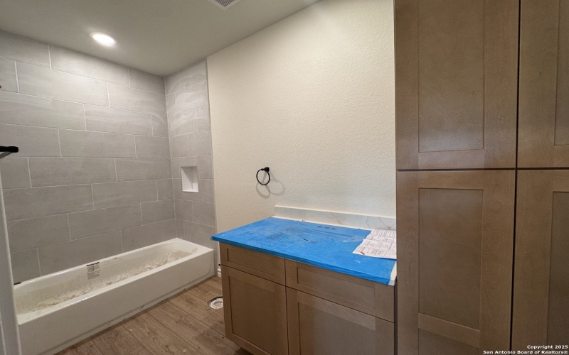 346 Walton Ave, San Antonio, TX 78225, 3 Bedrooms Bedrooms, ,2 BathroomsBathrooms,Residential,For Sale,346 Walton Ave,0,1926589