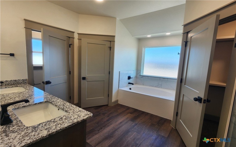 100 Hillside Lane, Lampasas, TX 76550, 4 Bedrooms Bedrooms, ,2 BathroomsBathrooms,Residential,For Sale,100 Hillside Lane,0,598924